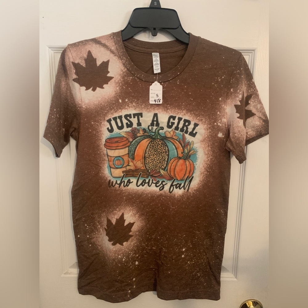 Just A Girl Who Loves Fall Bleached T-shirt